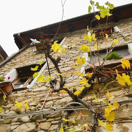 Il Cappellaio Matto Bed & Breakfast Montalto Ligure Екстериор снимка