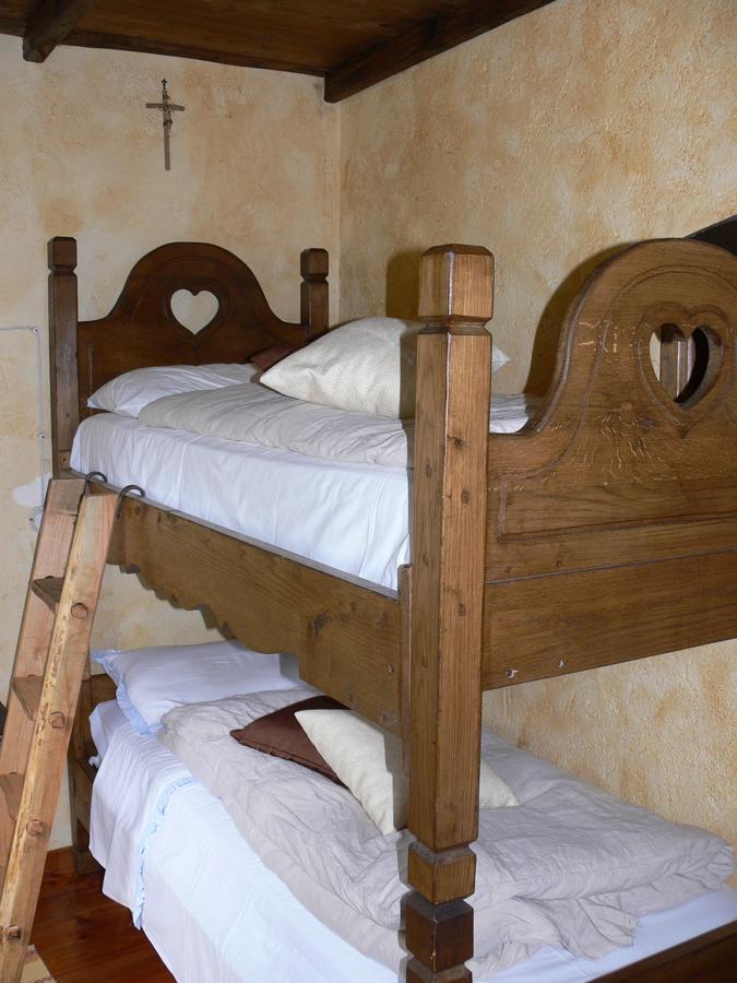 Il Cappellaio Matto Bed & Breakfast Montalto Ligure Екстериор снимка