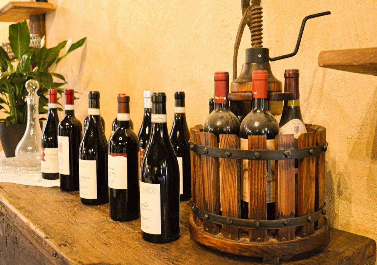 Il Cappellaio Matto Bed & Breakfast Montalto Ligure Екстериор снимка