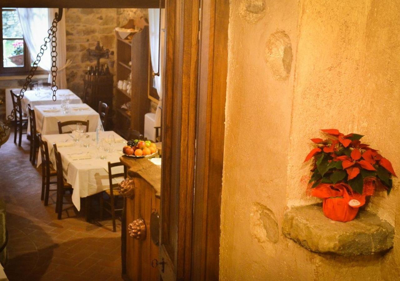 Il Cappellaio Matto Bed & Breakfast Montalto Ligure Екстериор снимка
