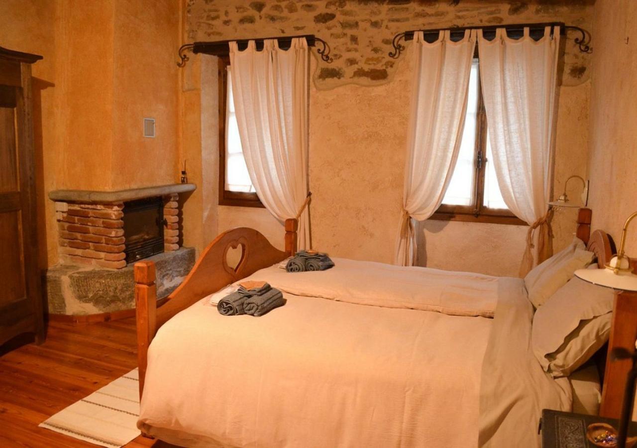 Il Cappellaio Matto Bed & Breakfast Montalto Ligure Екстериор снимка