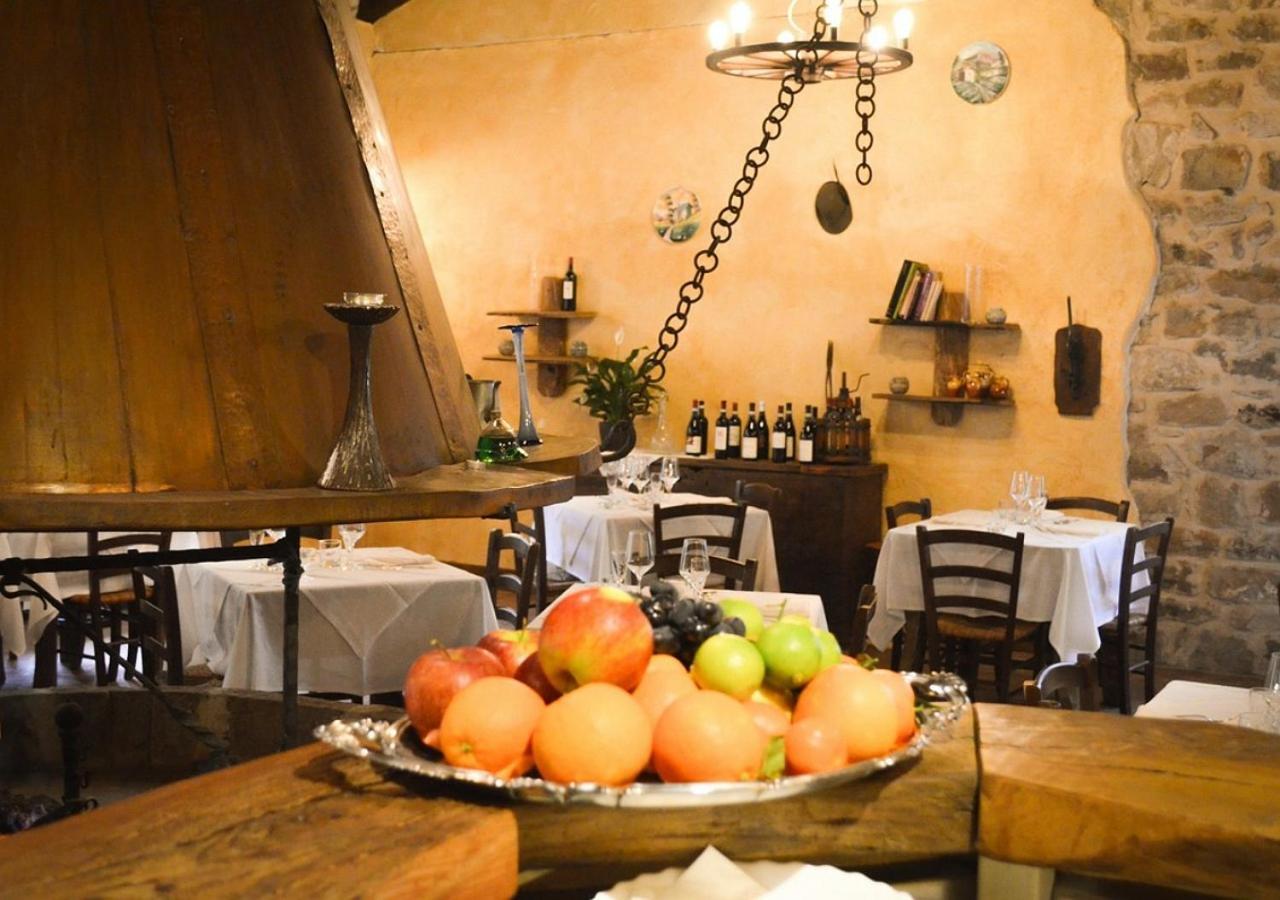 Il Cappellaio Matto Bed & Breakfast Montalto Ligure Екстериор снимка